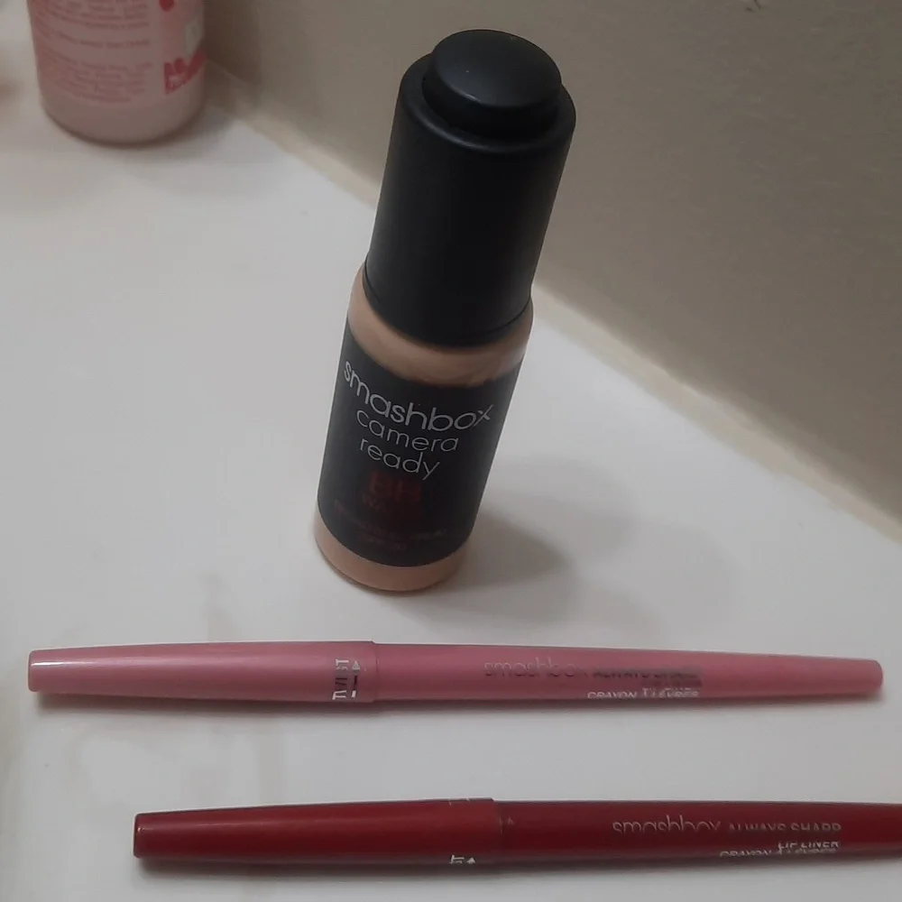 Smashbox lot - Picture 1 of 8